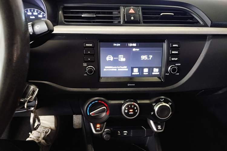 Used Kia K2 2017 Sedan 1.4L Automatic GLS Audio And AC Panel