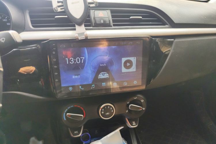 Used Kia K2 2017 Sedan 1.4L Manual Transmission GLS Audio And AC Panel