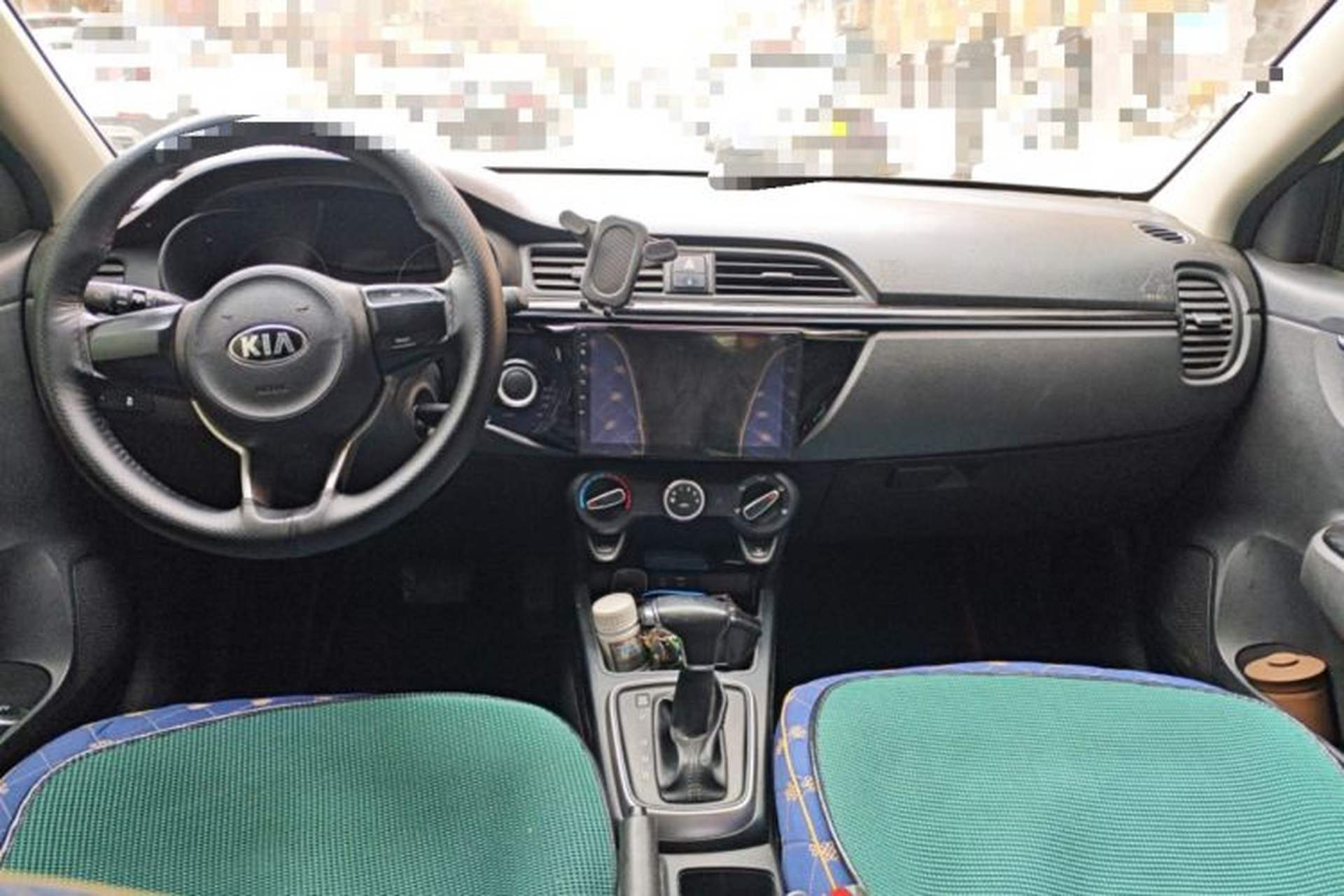 Used Kia K2 2017 Sedan 1.4L Automatic Transmission 15th Anniversary Special Edition GLS Center Console