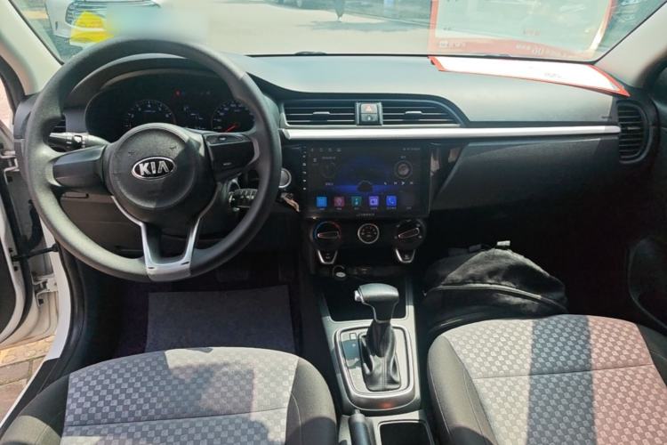Used Kia K2 2017 Sedan 1.4L Automatic GLS Center Console