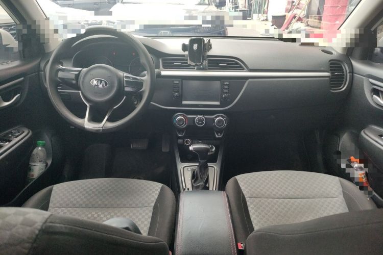 Used Kia K2 2017 Sedan 1.4L Automatic GLS Center Console