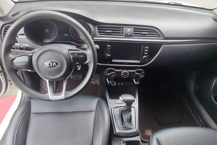 Used Kia K2 2017 Sedan 1.4L Automatic Transmission 15th Anniversary Special Edition GLS Center Console