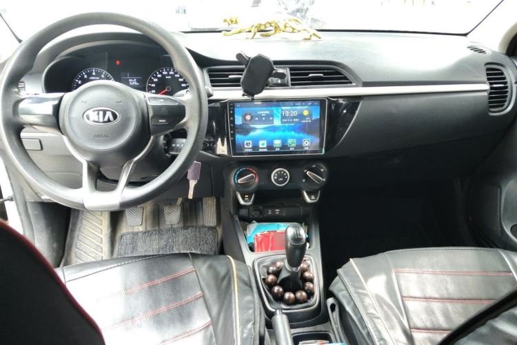 Used Kia K2 2017 Sedan 1.4L Manual Transmission GLS Center Console