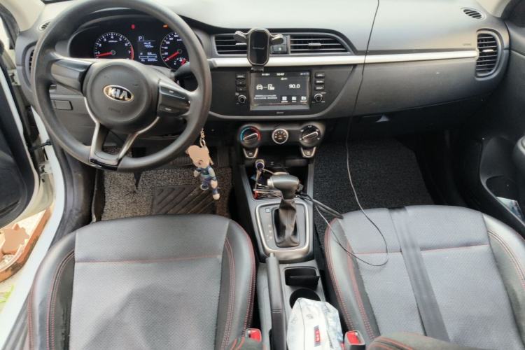 Used Kia K2 2017 Sedan 1.4L Automatic GLS Center Console