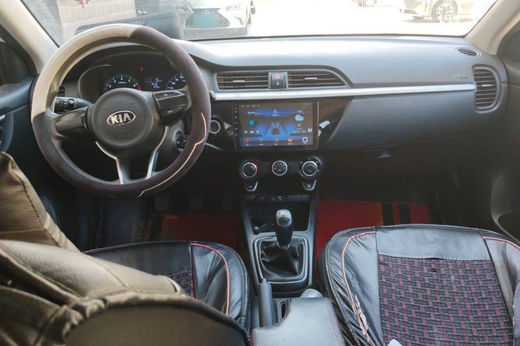 Used Kia K2 2017 Sedan 1.4L Manual Transmission GLS Center Console