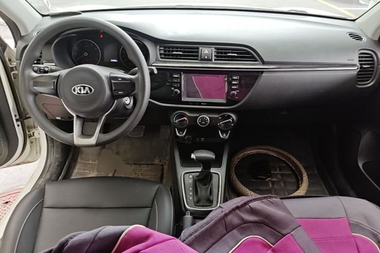Used Kia K2 2017 Sedan 1.4L Automatic Transmission 15th Anniversary Special Edition GLS Center Console