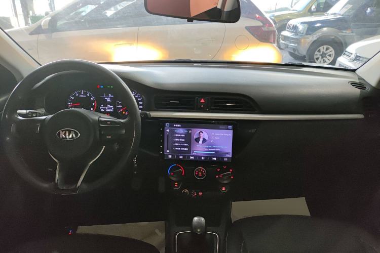Used Kia K2 2017 Sedan 1.4L Manual Transmission GLS Center Console