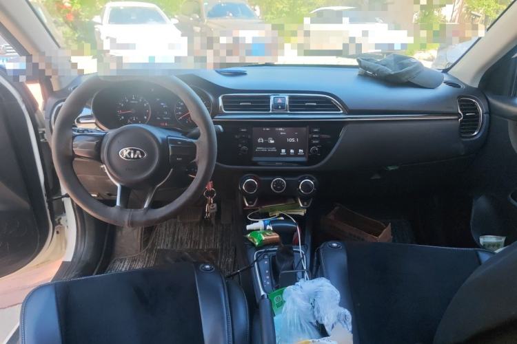 Used Kia K2 2017 Sedan 1.4L Automatic Transmission 15th Anniversary Special Edition GLS Center Console