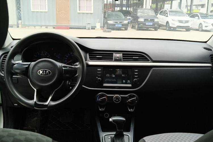 Used Kia K2 2017 Sedan 1.4L Automatic GLS Center Console