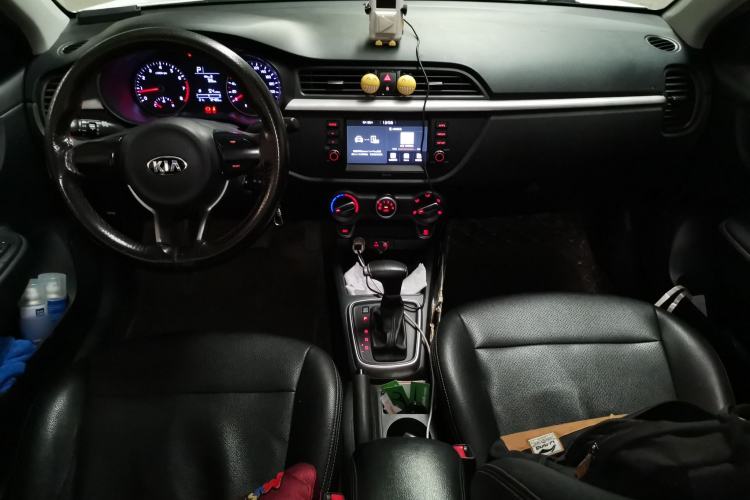 Used Kia K2 2017 Sedan 1.4L Automatic GLS Center Console