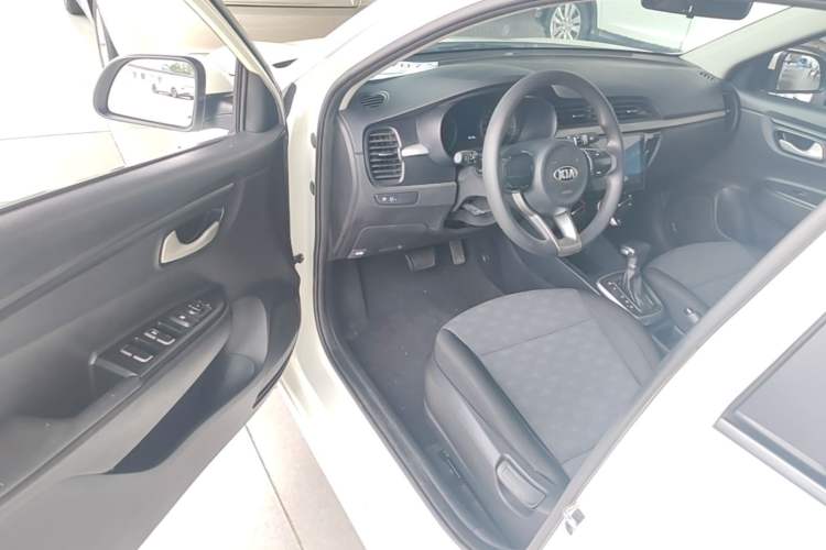 Used Kia K2 2017 Sedan 1.4L Automatic GLS Driver Seat
