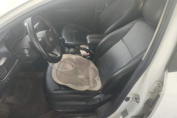 Used Kia K2 2017 Sedan 1.4L Manual Transmission GLS Driver Seat