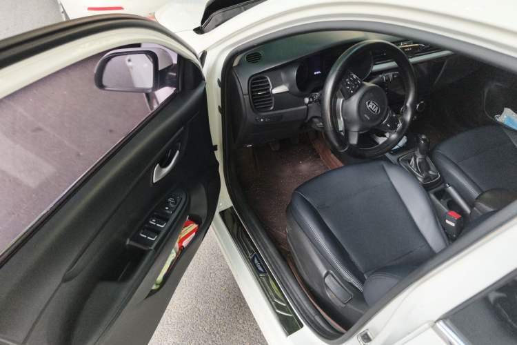 Used Kia K2 2017 Sedan 1.4L Manual Transmission 15th Anniversary Special Edition GLS Driver Seat
