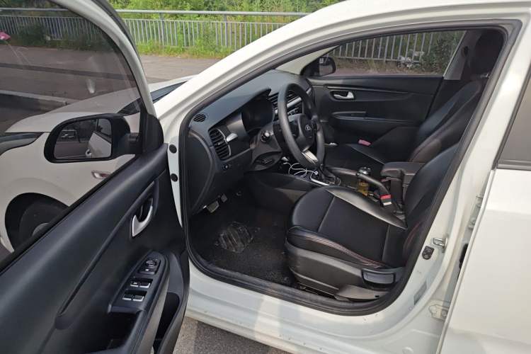 Used Kia K2 2017 Sedan 1.4L Automatic GLS Driver Seat