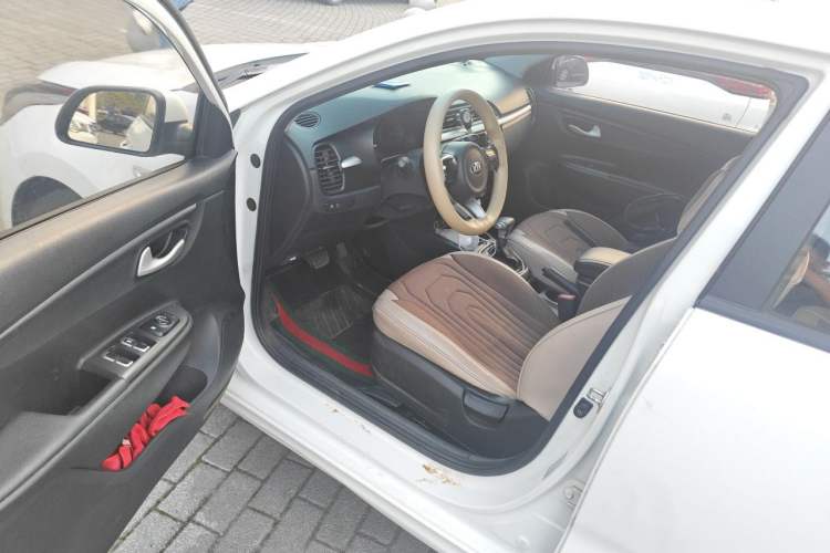 Used Kia K2 2017 Sedan 1.4L Automatic GLS Driver Seat