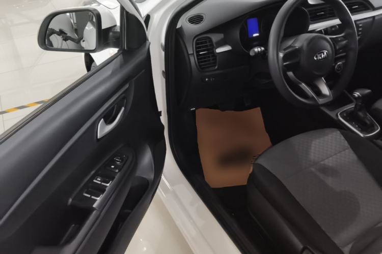 Used Kia K2 2017 Sedan 1.4L Automatic GLS Driver Seat