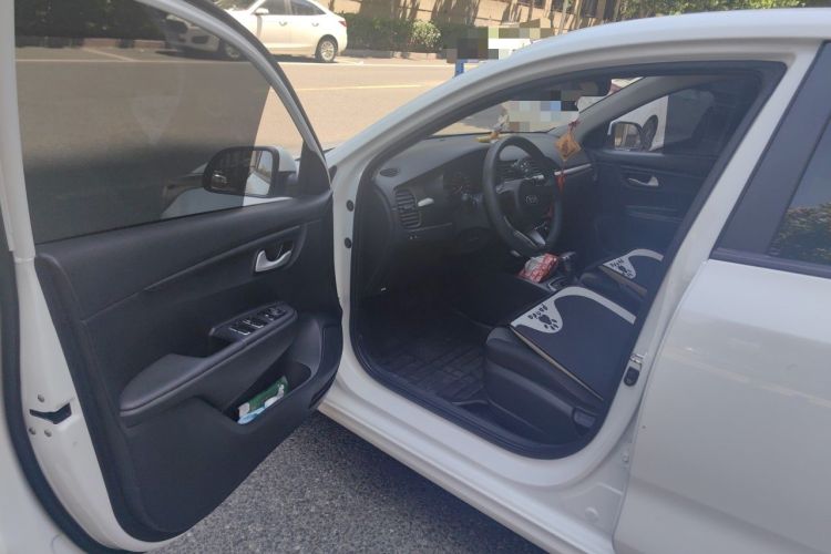 Used Kia K2 2017 Sedan 1.4L Automatic GLS Driver Seat