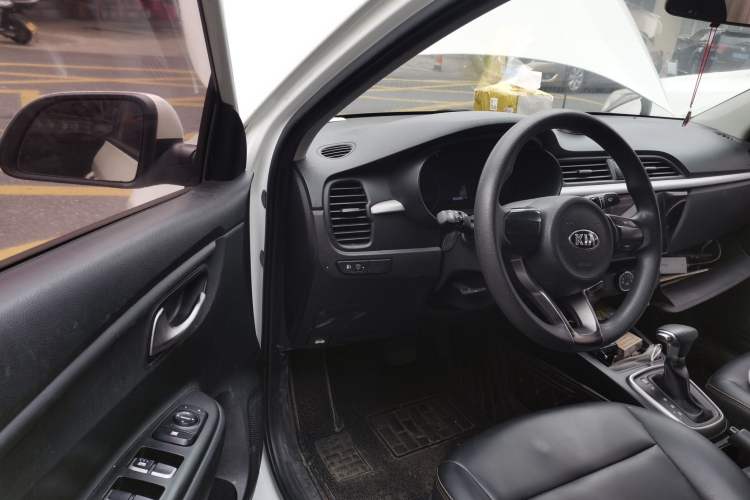 Used Kia K2 2017 Sedan 1.4L Automatic GLS Driver Seat