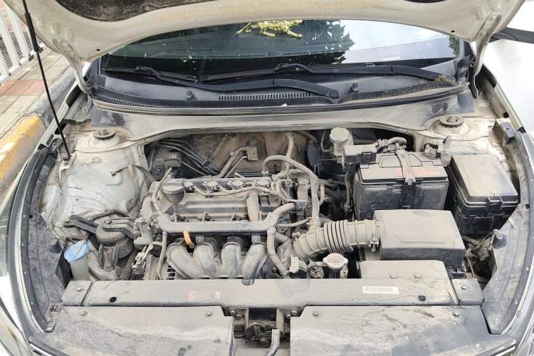 Used Kia K2 2017 Sedan 1.4L Manual Transmission GLS Engine Bay