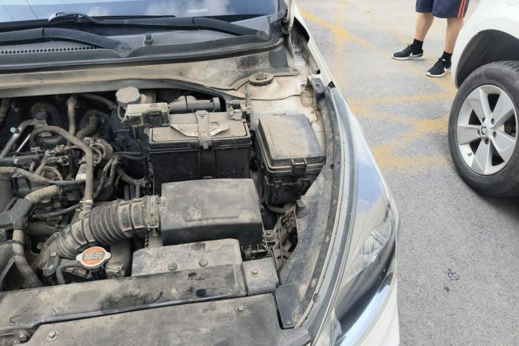 Used Kia K2 2017 Sedan 1.4L Automatic Transmission 15th Anniversary Special Edition GLS Engine Bay Left