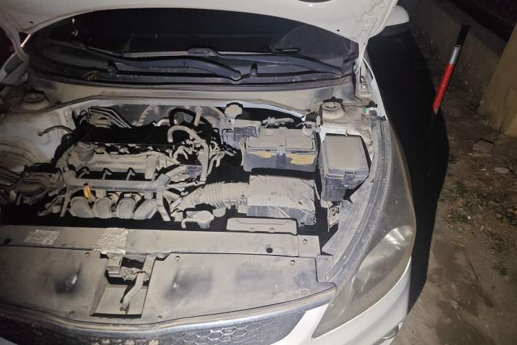 Used Kia K2 2017 Sedan 1.4L Manual Transmission GLS Engine Bay Left