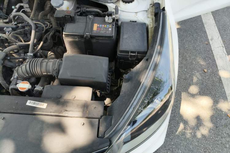 Used Kia K2 2017 Sedan 1.4L Manual Transmission GLS Engine Bay Left