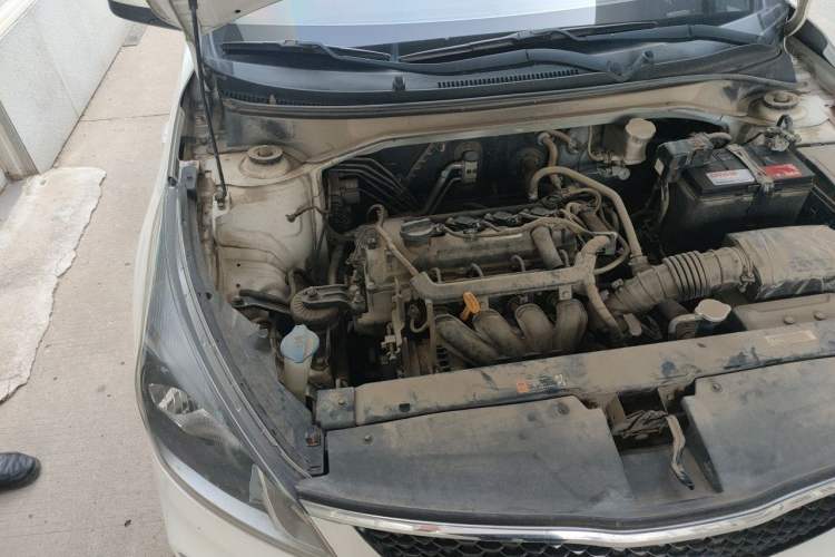 Used Kia K2 2017 Sedan 1.4L Manual Transmission GLS Engine Bay Right