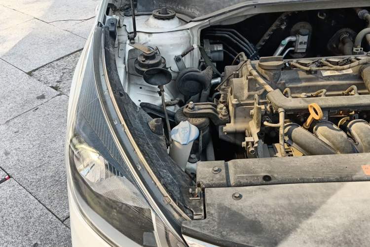 Used Kia K2 2017 Sedan 1.4L Manual Transmission GLS Engine Bay Right
