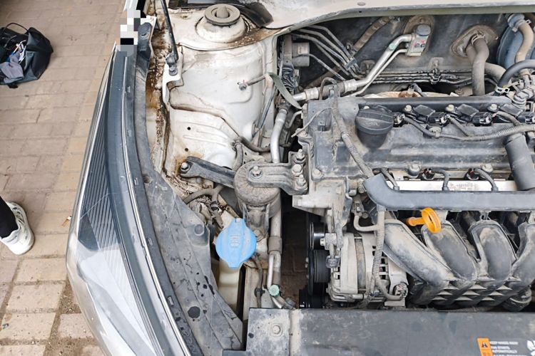 Used Kia K2 2017 Sedan 1.4L Automatic GLS Engine Bay Right
