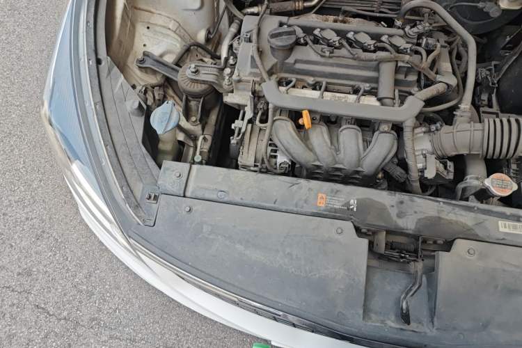 Used Kia K2 2017 Sedan 1.4L Automatic Transmission 15th Anniversary Special Edition GLS Engine Bay Right