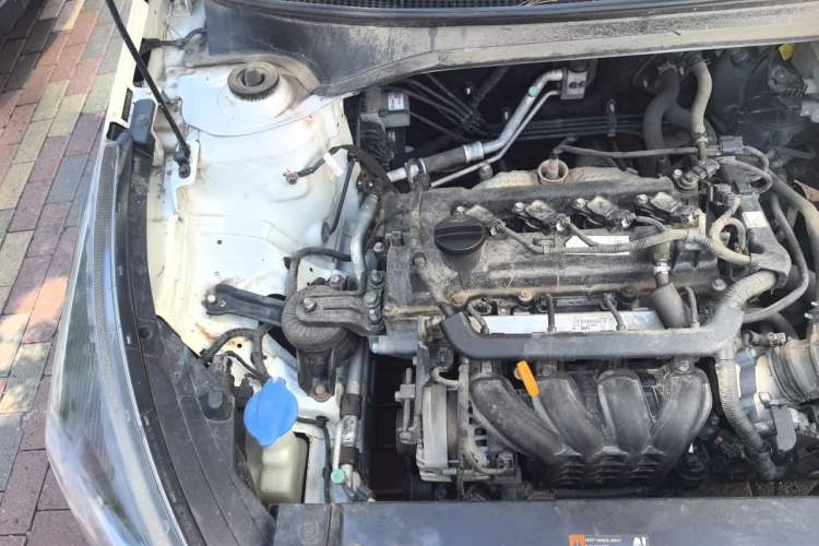 Used Kia K2 2017 Sedan 1.4L Manual Transmission GLS Engine Bay Right