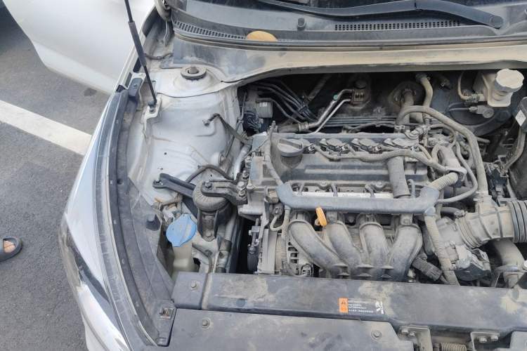 Used Kia K2 2017 Sedan 1.4L Automatic Transmission 15th Anniversary Special Edition GLS Engine Bay Right