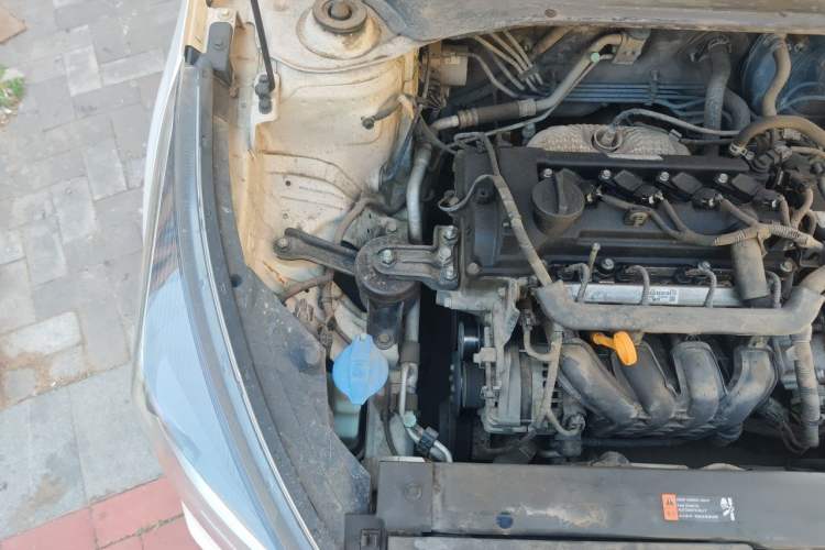 Used Kia K2 2017 Sedan 1.4L Automatic Transmission 15th Anniversary Special Edition GLS Engine Bay Right
