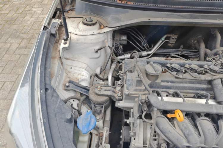 Used Kia K2 2017 Sedan 1.4L Automatic GLS Engine Bay Right