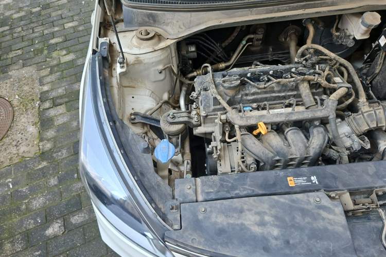 Used Kia K2 2017 Sedan 1.4L Automatic GLS Engine Bay Right
