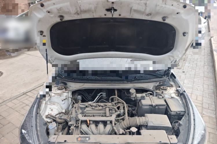 Used Kia K2 2017 Sedan 1.4L Manual Transmission 15th Anniversary Special Edition GLS Engine Bay