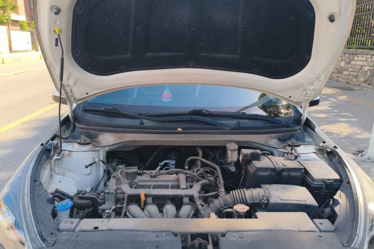 Used Kia K2 2017 Sedan 1.4L Manual Transmission 15th Anniversary Special Edition GLS Engine Bay
