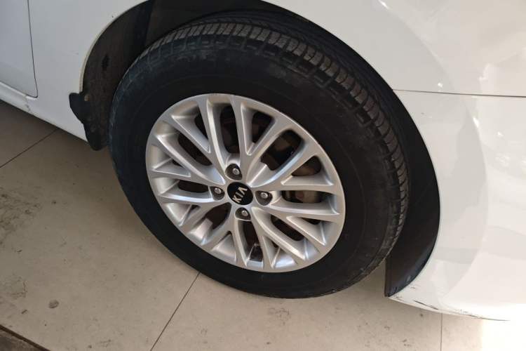 Used Kia K2 2017 Sedan 1.4L Manual Transmission GLS Exterior 1