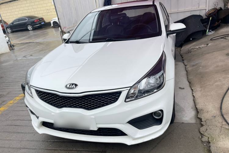 Used Kia K2 2017 Sedan 1.4L Manual Transmission 15th Anniversary Special Edition GLS Exterior 1