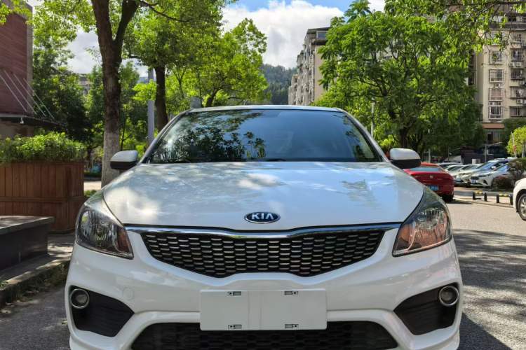 Used Kia K2 2017 Sedan 1.4L Automatic Transmission 15th Anniversary Special Edition GLS Exterior 3