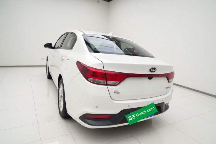 Used Kia K2 2017 Sedan 1.4L Automatic GLS Exterior 3