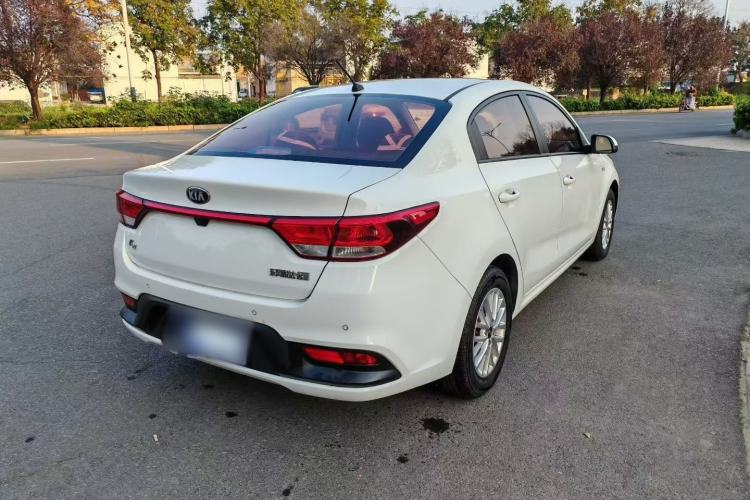 Used Kia K2 2017 Sedan 1.4L Automatic GLS Exterior 3