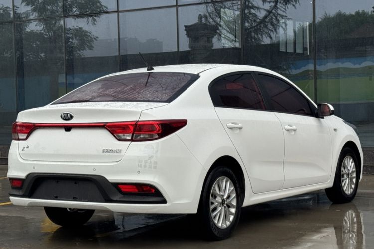 Used Kia K2 2017 Sedan 1.4L Automatic Transmission 15th Anniversary Special Edition GLS Exterior 4