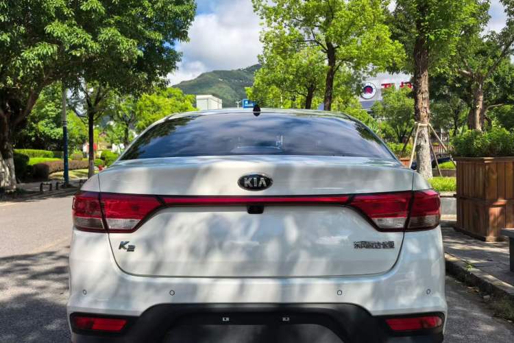 Used Kia K2 2017 Sedan 1.4L Automatic Transmission 15th Anniversary Special Edition GLS Exterior 4