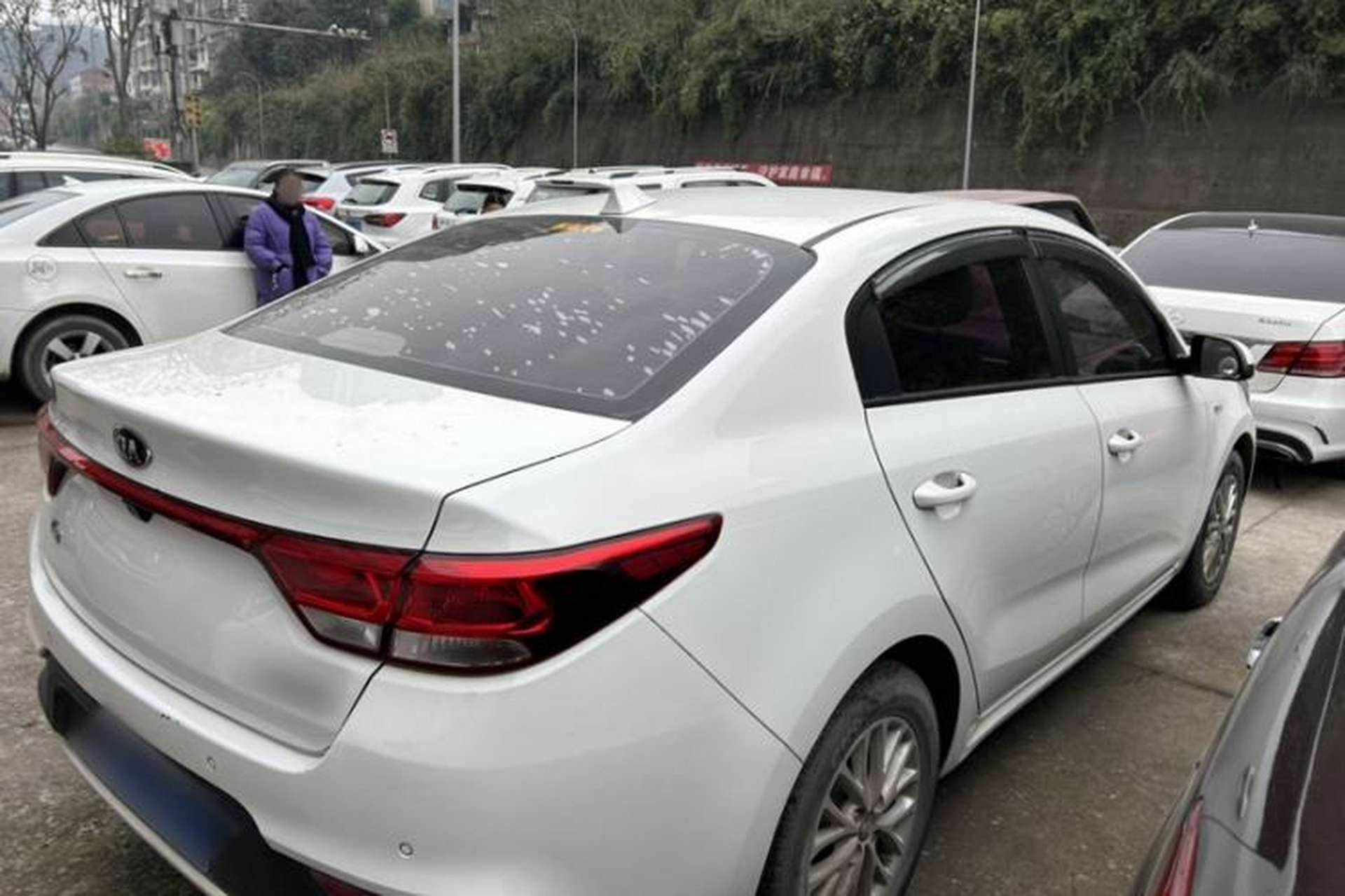 Used Kia K2 2017 Sedan 1.4L Automatic GLS Exterior 5