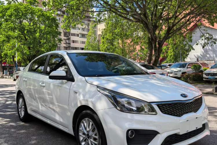 Used Kia K2 2017 Sedan 1.4L Automatic Transmission 15th Anniversary Special Edition GLS Exterior 5