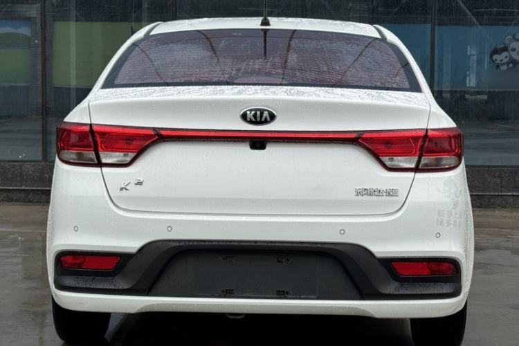 Used Kia K2 2017 Sedan 1.4L Automatic Transmission 15th Anniversary Special Edition GLS Exterior 6