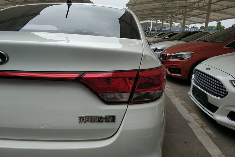 Used Kia K2 2017 Sedan 1.4L Automatic GLS Exterior 6