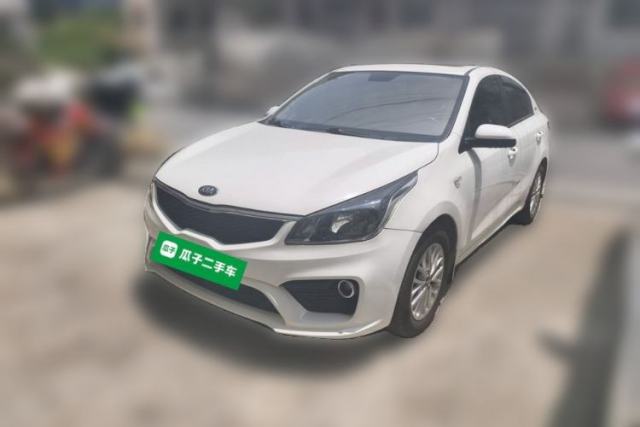 Używany Kia K2 2017 Sedan 1.4L Manual Transmission 15th Anniversary Special Edition GLS
