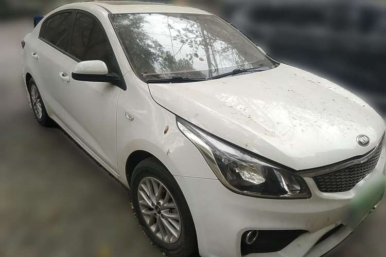 Used Kia K2 2017 Sedan 1.4L Automatic GLS Front Right 45 Deg